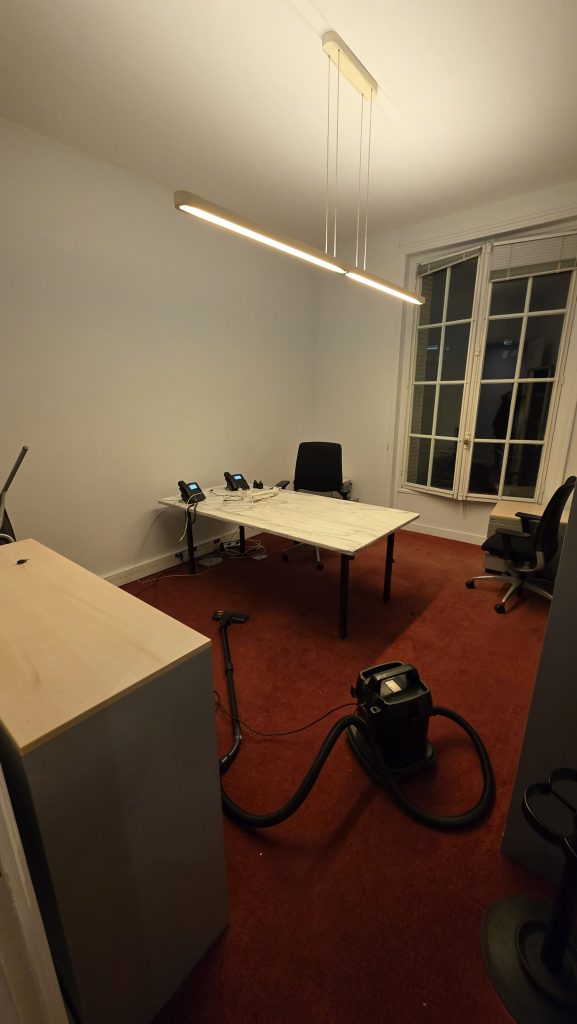 Déménagement de bureau de nuit à Paris 16